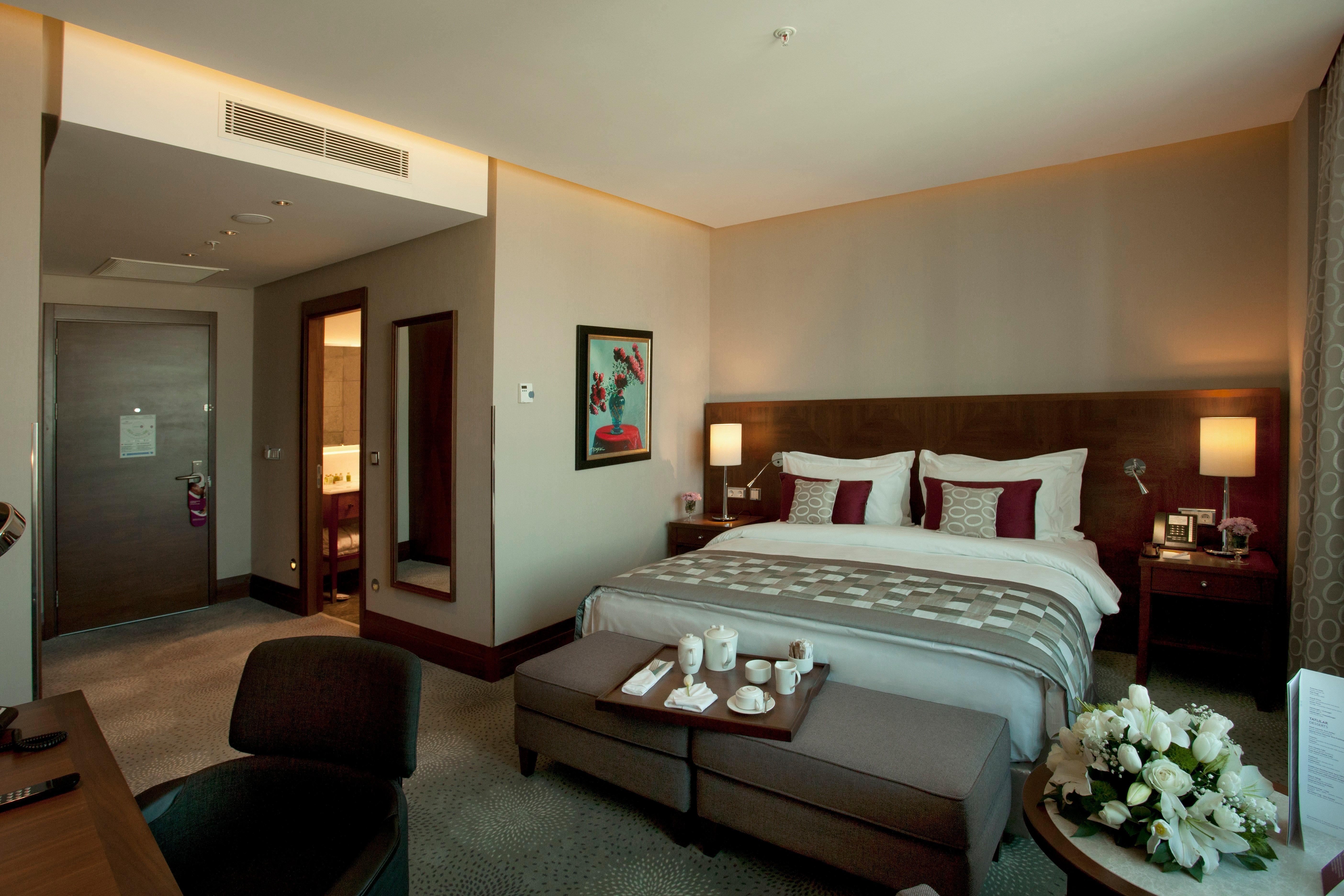 Crowne Plaza Istanbul Oryapark By Ihg Hotel Екстериор снимка