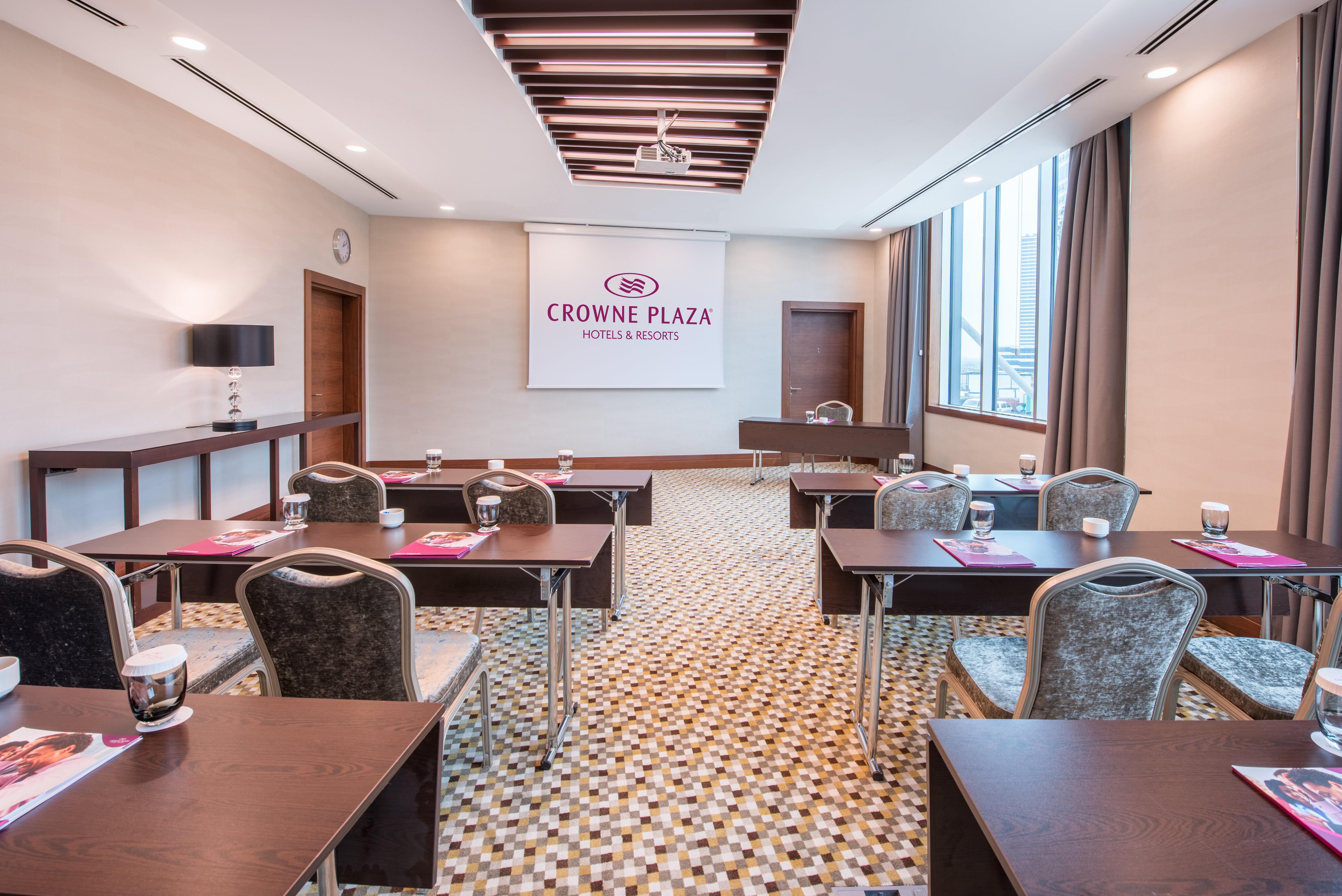 Crowne Plaza Istanbul Oryapark By Ihg Hotel Екстериор снимка