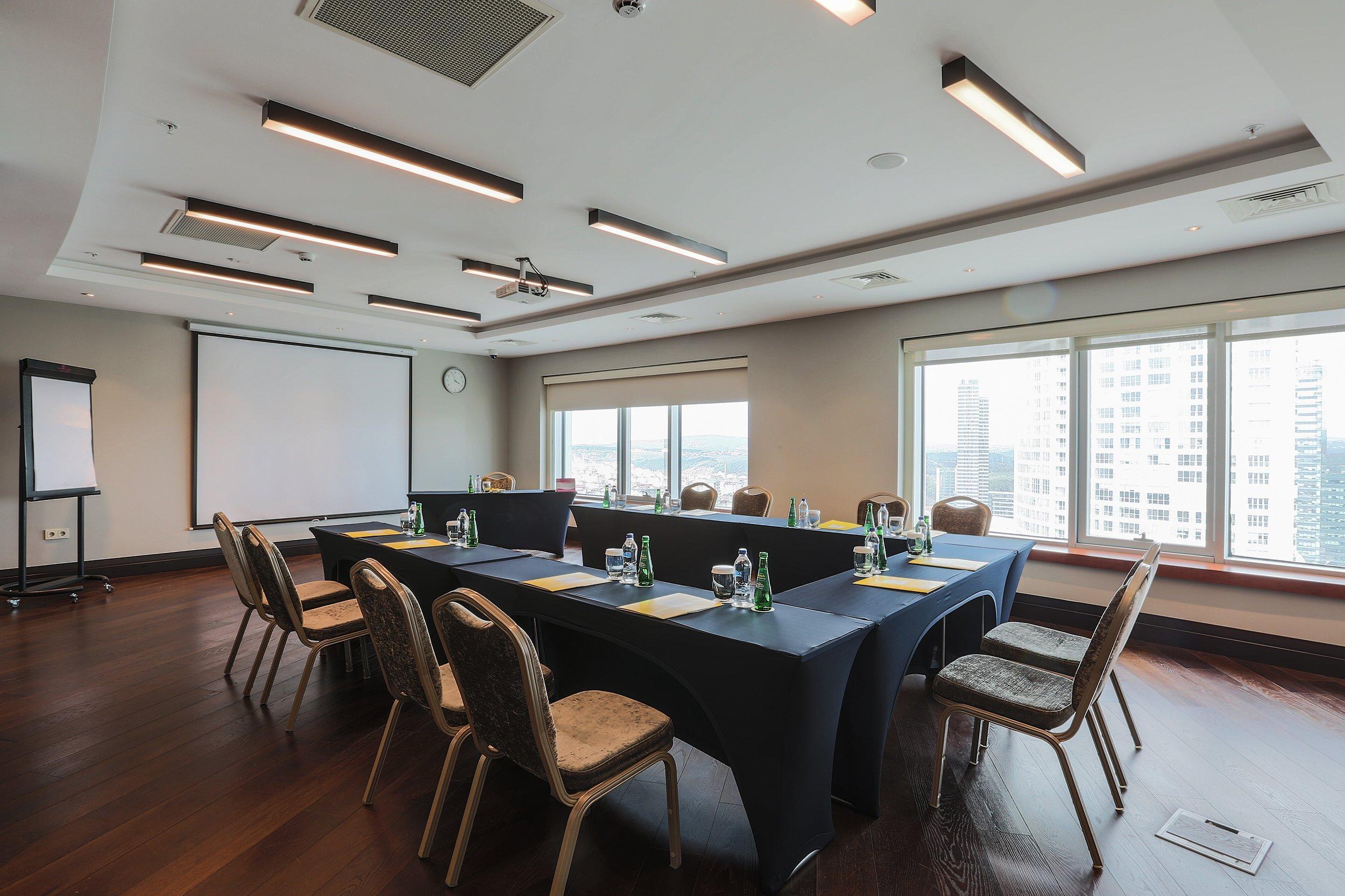 Crowne Plaza Istanbul Oryapark By Ihg Hotel Екстериор снимка